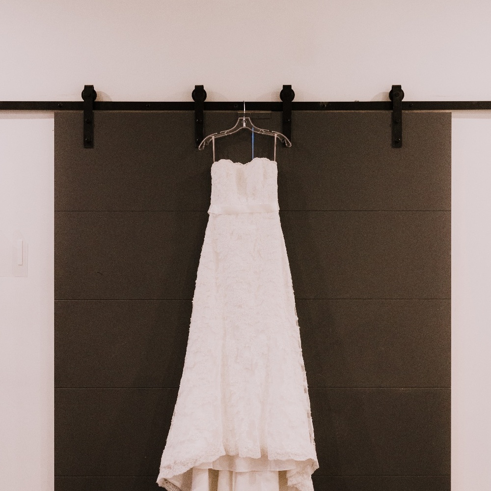 Maggie Sottero Wedding Dress (Ivory, Size 8)